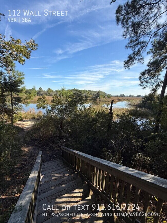 Building Photo - 112 Wall St