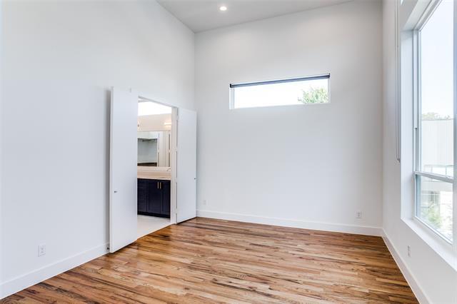 Building Photo - 5714 Lindell Ave