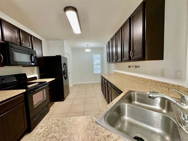 Building Photo - 1374 Cypress Ridge Loop