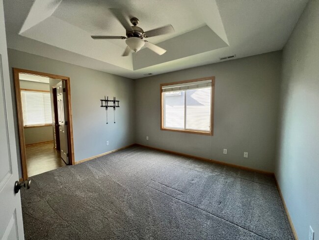 Building Photo - 2224 NW Bayberry Ln