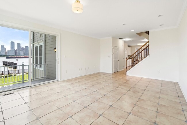 Building Photo - 500 Fulton Ct