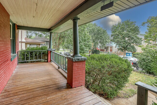 Front Porch with view of Gilham Park - 4333 Charlotte St