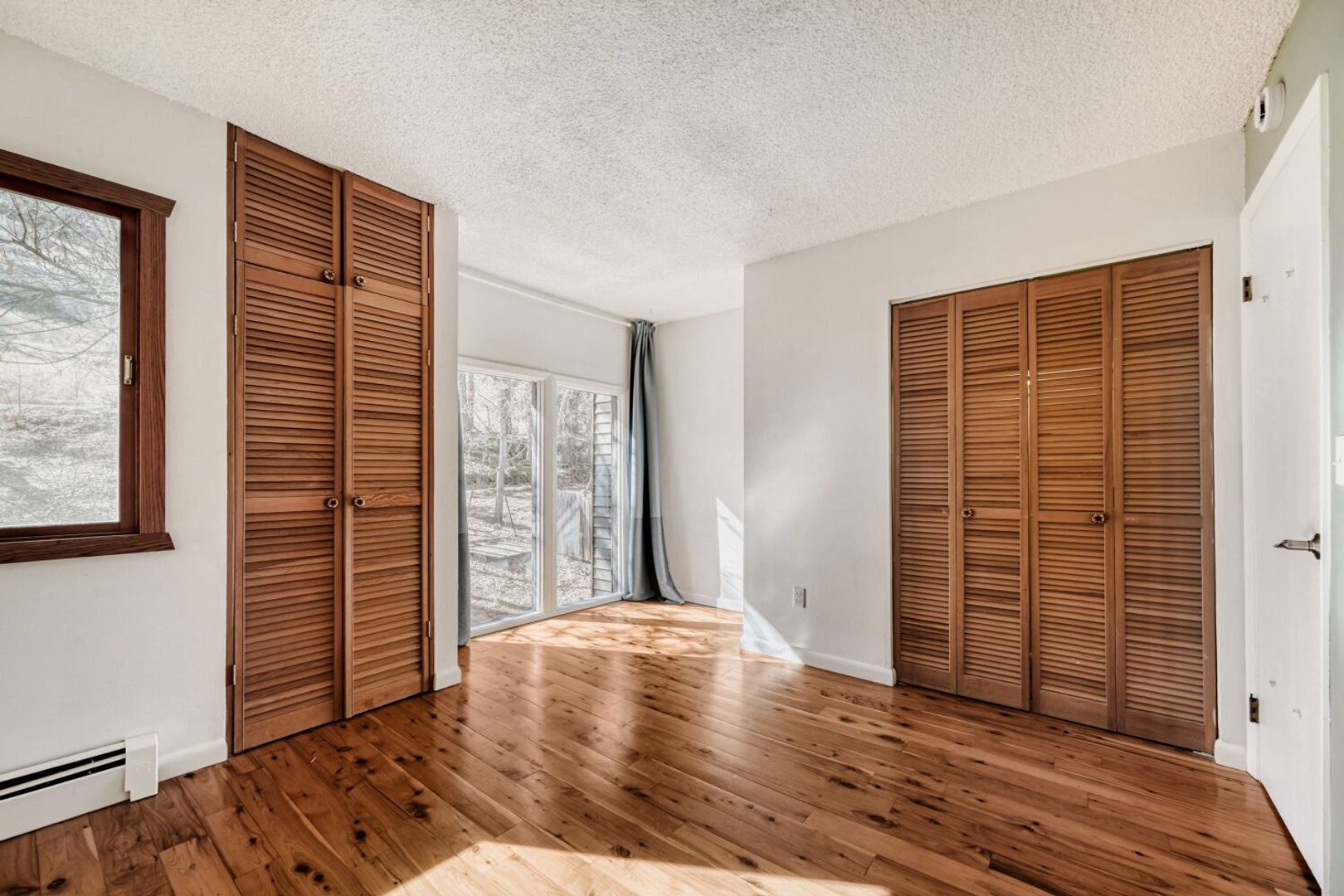 Building Photo - 350 Arapahoe Ave