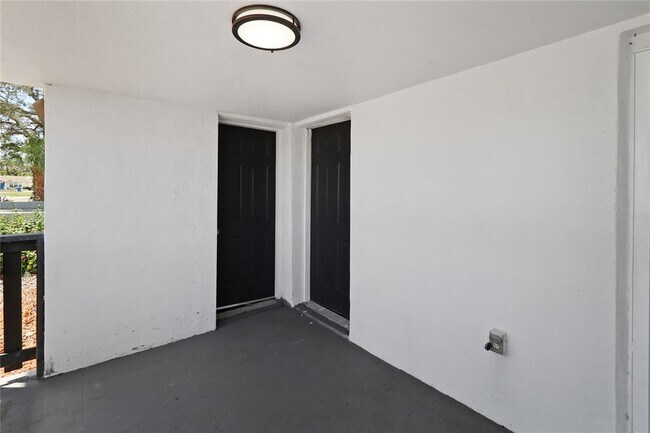 Building Photo - 4407 6th St S