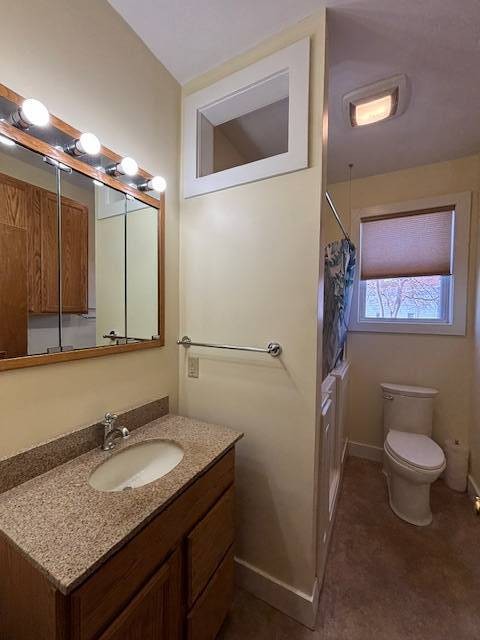 Building Photo - 527 Alexander St