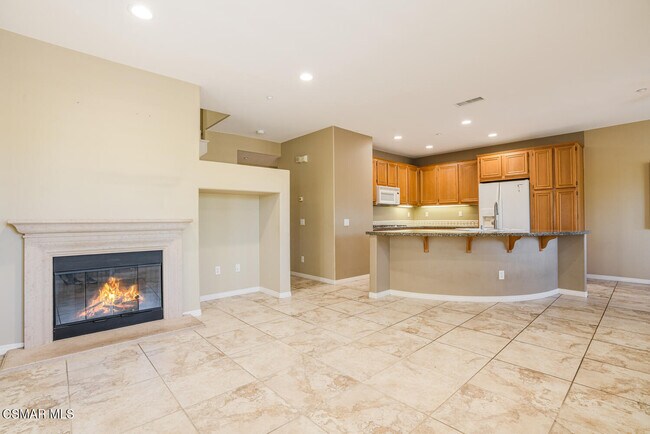Building Photo - 3327 Shadetree Way