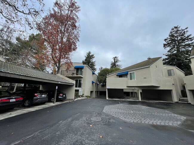 Building Photo - 1910 Barrymore Common #A, Fremont, CA 94538