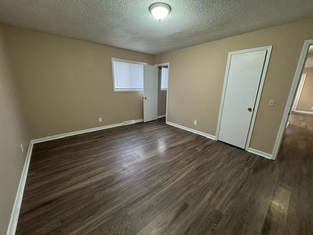 Building Photo - 224 Sunnydale Dr