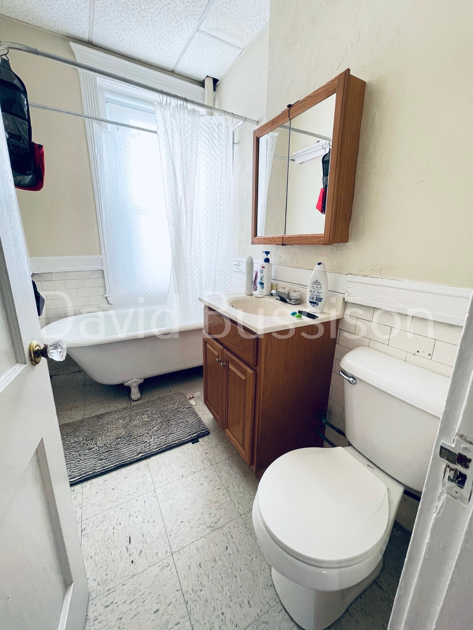 Building Photo - 75 Chester St