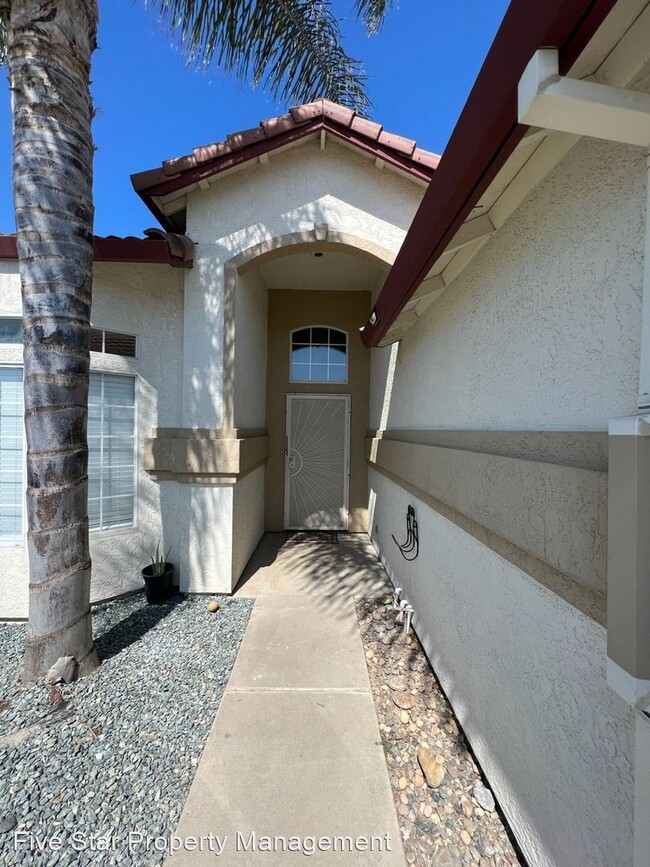 Building Photo - 3 br, 2 bath House - 3115 Cedar Springs Ct