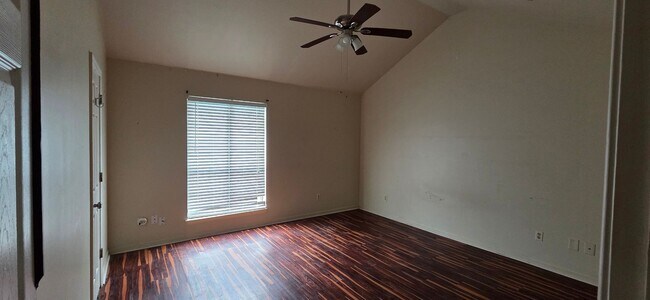 Building Photo - Home with 2 car garage