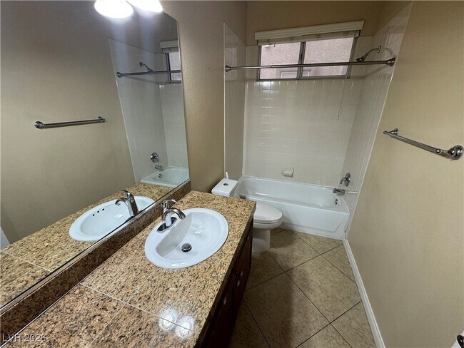 Building Photo - 332 Glistening Cloud Dr