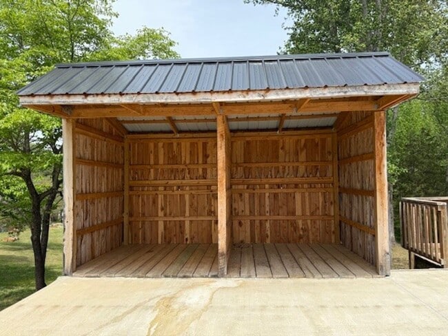 Building Photo - 3 Bedroom / 2.5 Bathroom - Home in Cookeville!