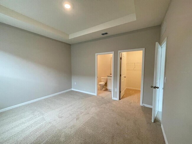 Building Photo - 4970 NW 39th Lp