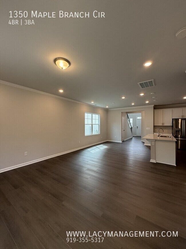 Building Photo - 1350 Maple Br Cir