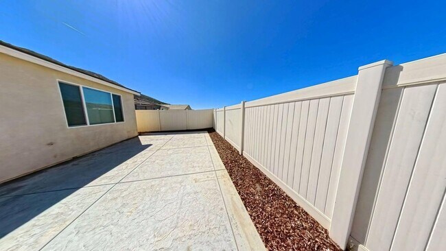 Building Photo - 32202 Prairie Crossing Dr