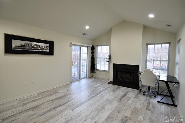 Building Photo - 36 Lackland Ave