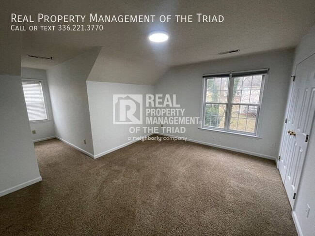 Building Photo - *Move in Special* Welcome to this spacious...