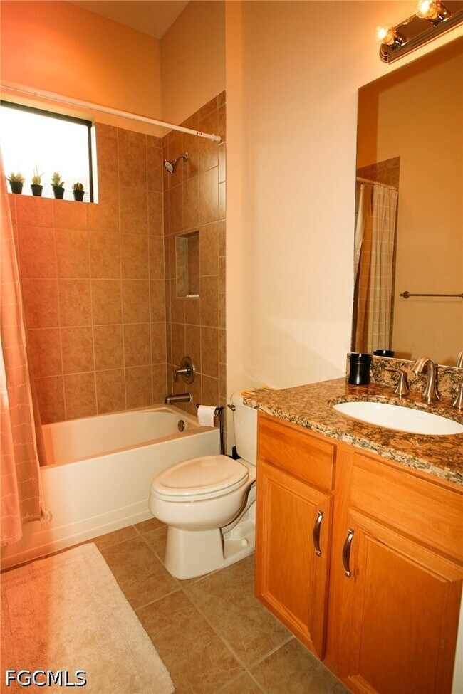 Building Photo - 11070 Esteban Dr