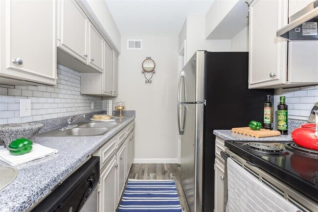 Building Photo - 2766 Cookscreek Pl