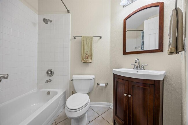 Building Photo - 10648 Bramblecrest Dr