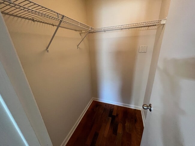 Building Photo - Audubon Park 2/2 Corner Unit Villa with La...