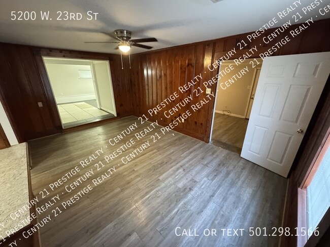 Building Photo - 5200 W 23rd St