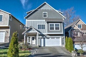 Building Photo - Wonderful 5 bedroom home in the Renton Highlands