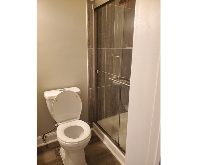 Building Photo - 17 W Talbott St