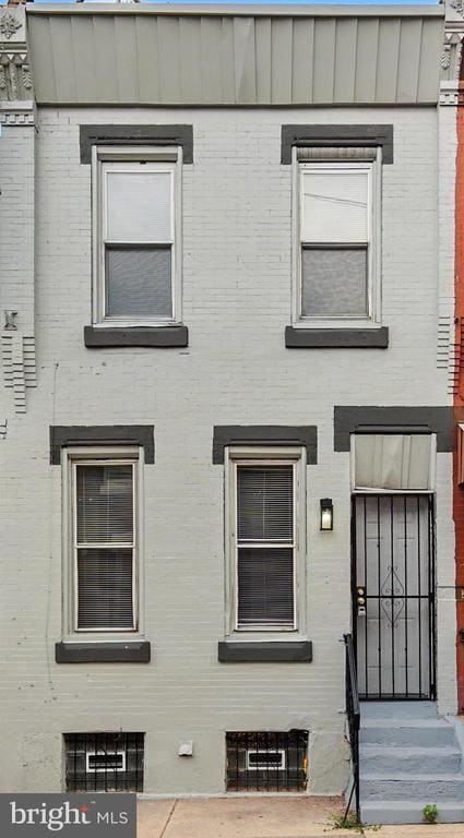 Building Photo - 2346 N Colorado St