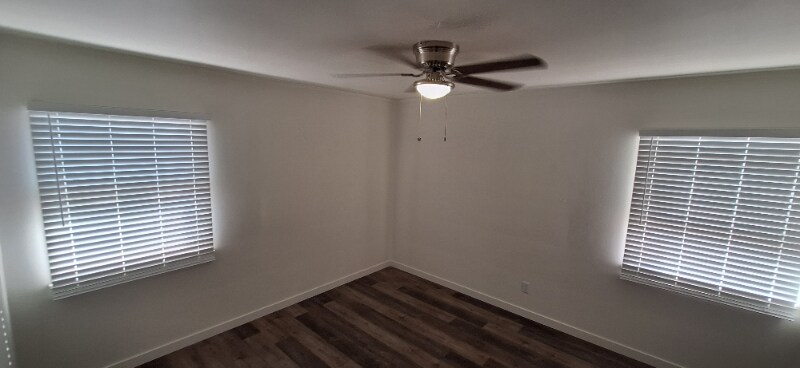 Building Photo - 11028 1/2 Strathmore Dr