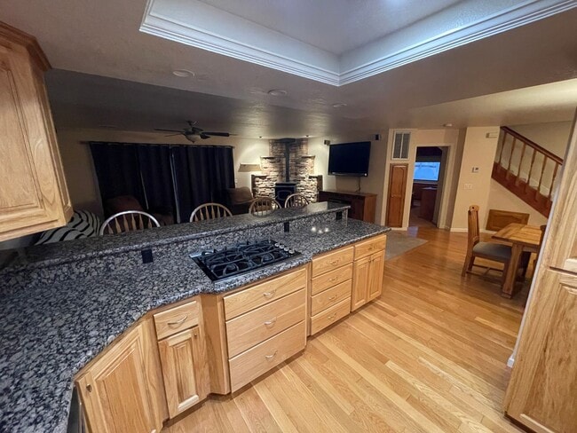 Building Photo - Magalia 2 bed 2 bath home with bonus room. Attached garage, private backyard