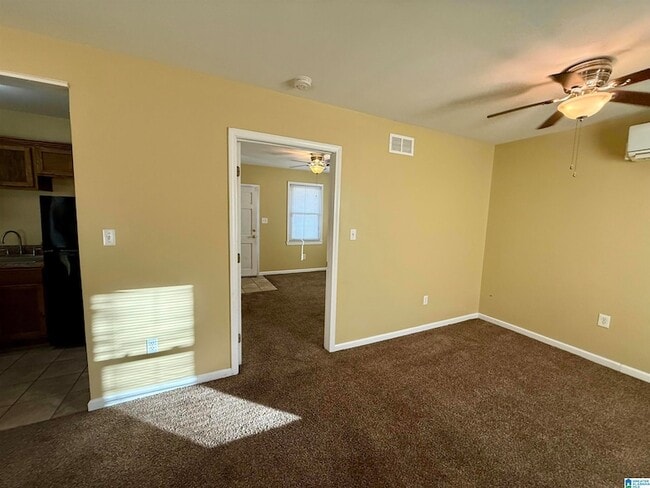 Building Photo - 1223 Hanover St