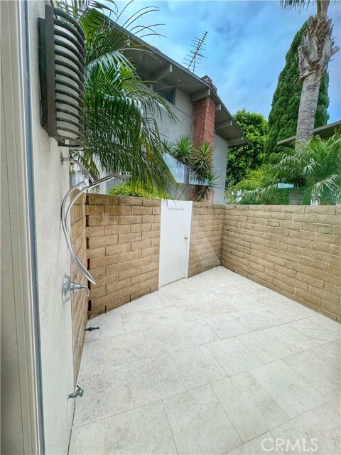 Building Photo - 4100 Shorecrest Ln