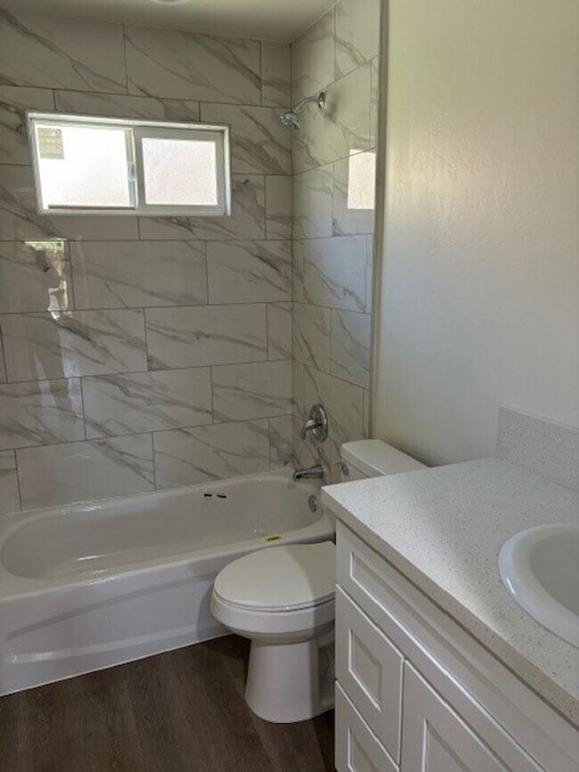 Building Photo - 1021 Nimrod Ct