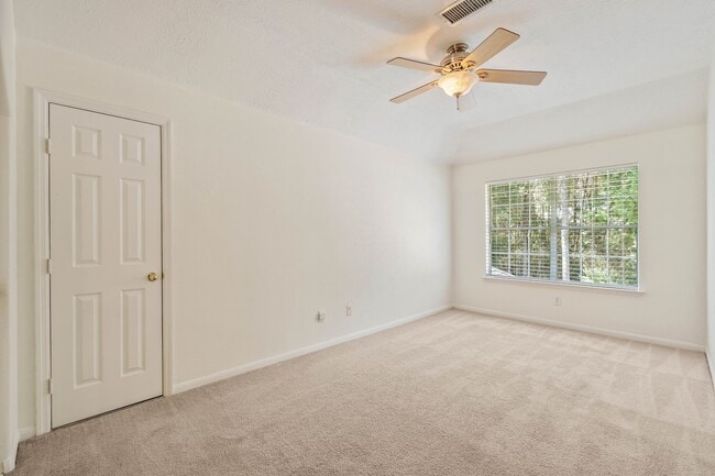 Building Photo - 122 N Westwinds Cir