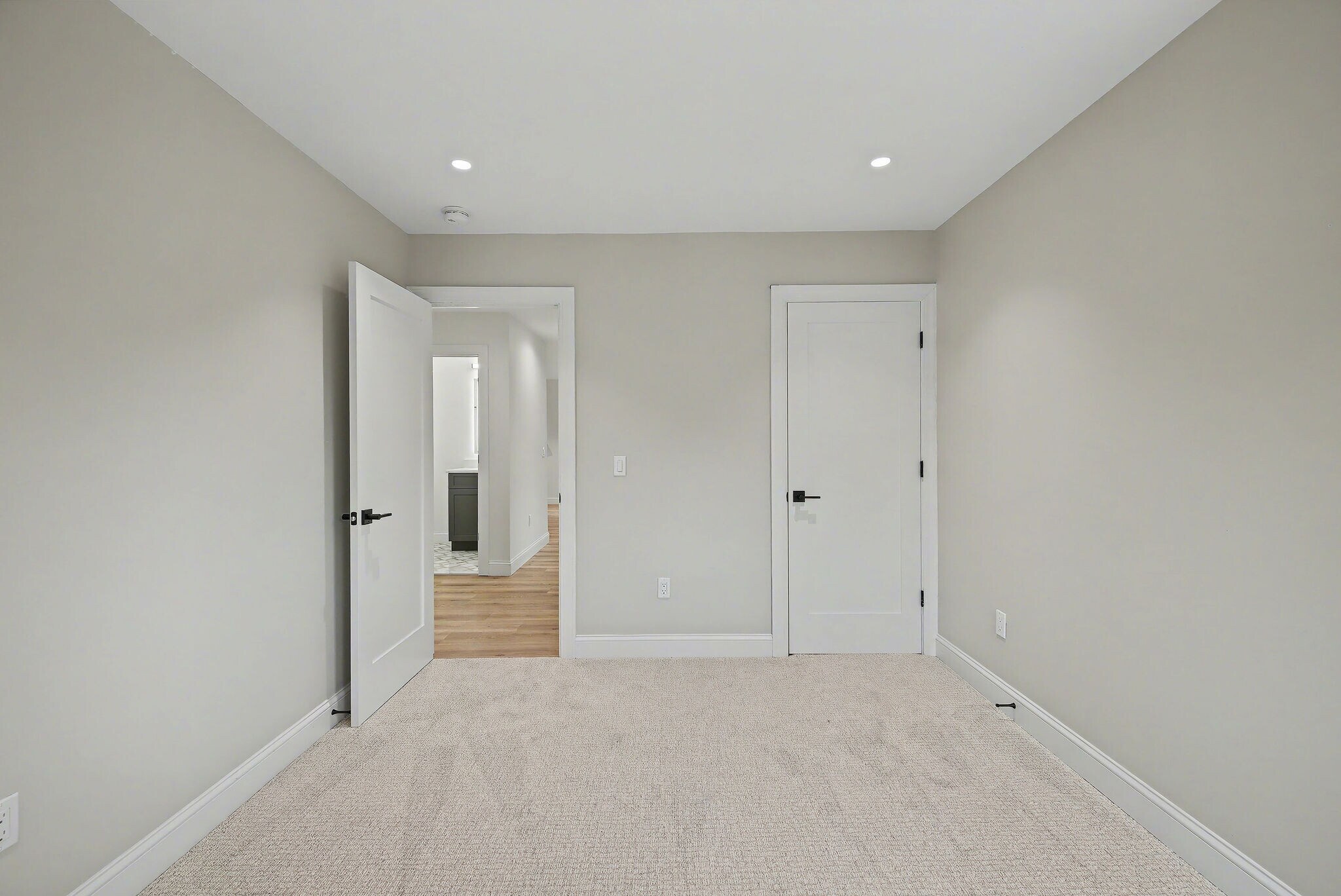 Wonderful office space - 156 Heatherwood Dr