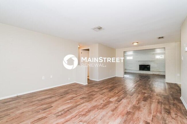 Building Photo - 3 Bedroom Pet-Friendly Home in Holiday, FL with Main Street Renewal