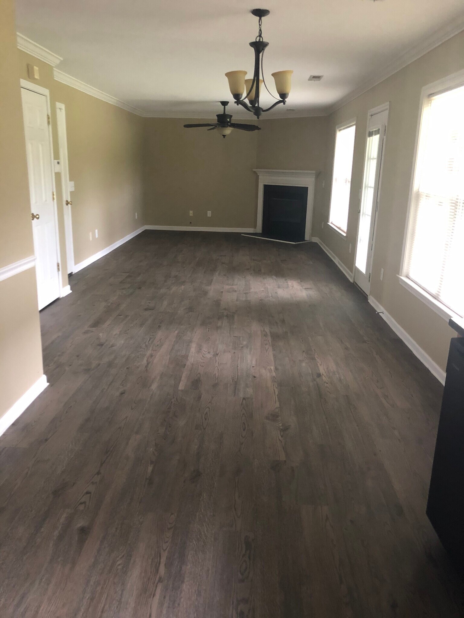 Building Photo - 6220 Spurgeon Way