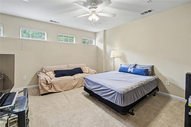 Building Photo - 3607 Ashford Creek Dr NE