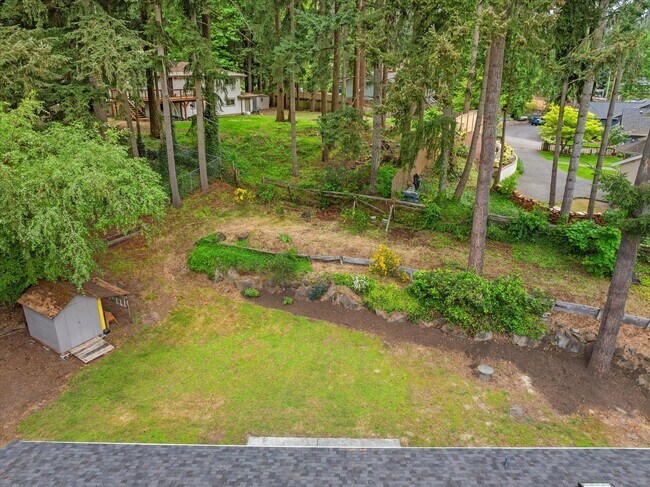 Building Photo - Remodeled Rambler with 2/Car garage, RV Parking and an Impressive Back Yard!!!!!