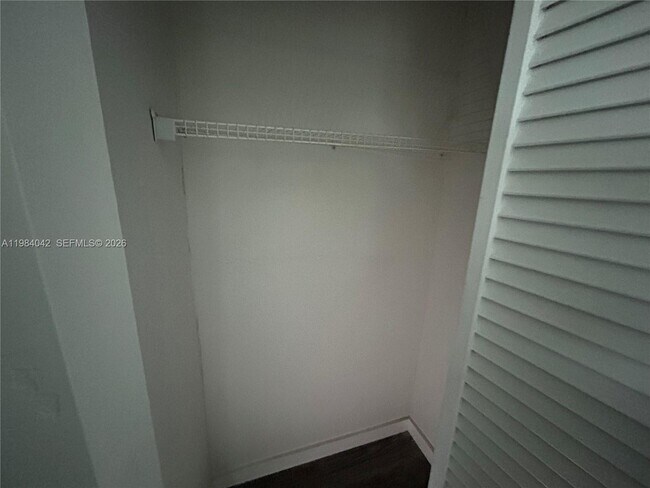 Building Photo - 4429 SW 21st St