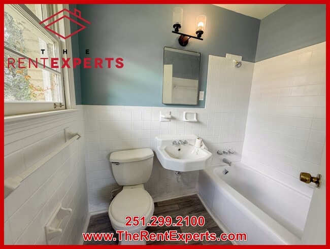 Building Photo - 428 Laborde Dr