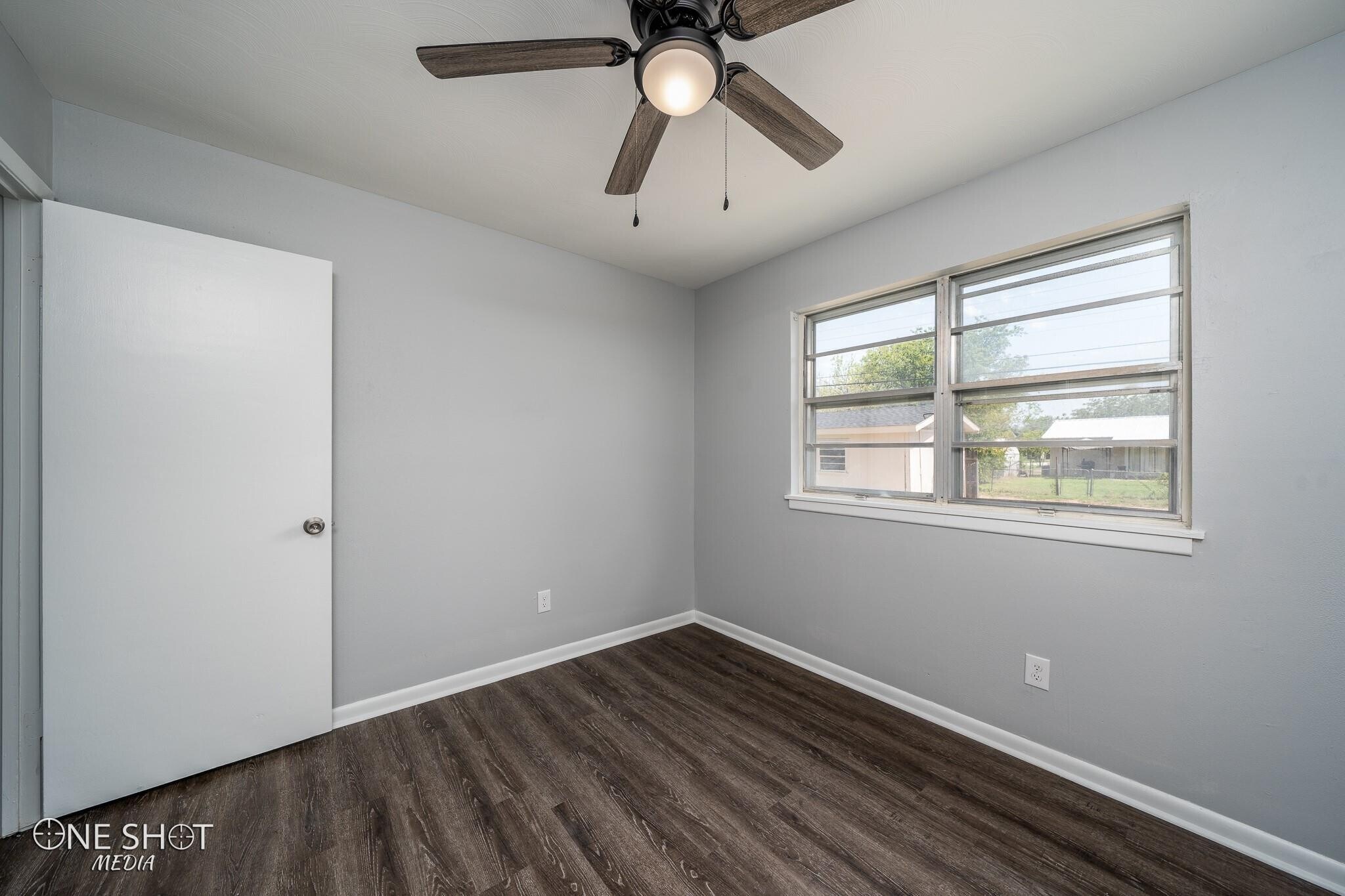 Building Photo - 2117 Yorktown Dr