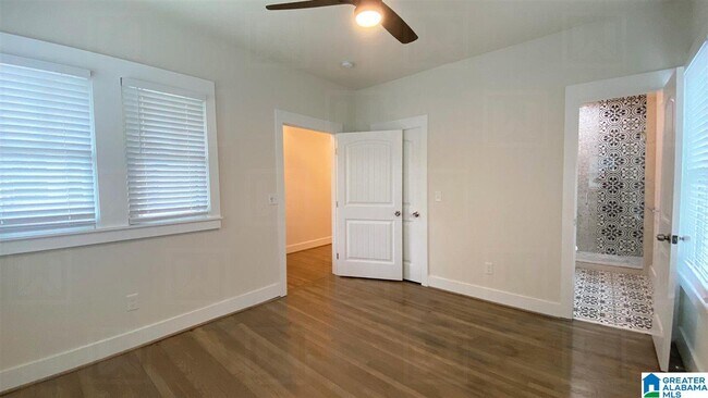 Building Photo - 4019 Glenwood Ave