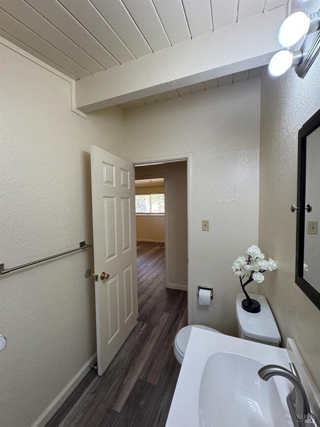 Building Photo - 313 Corkwood St