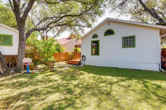 Building Photo - 4504 Velasco Pl