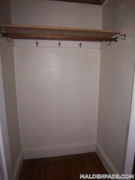 Building Photo - 17-19-19 Washington St S