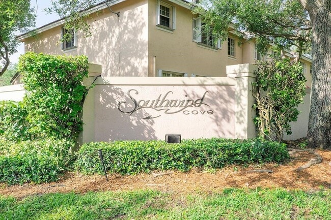 Building Photo - 9090 NW 40th Pl
