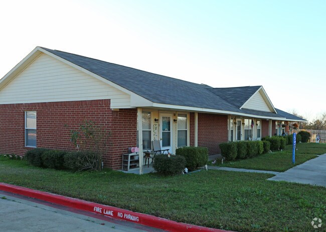 Building Photo - Alvarado Apartments